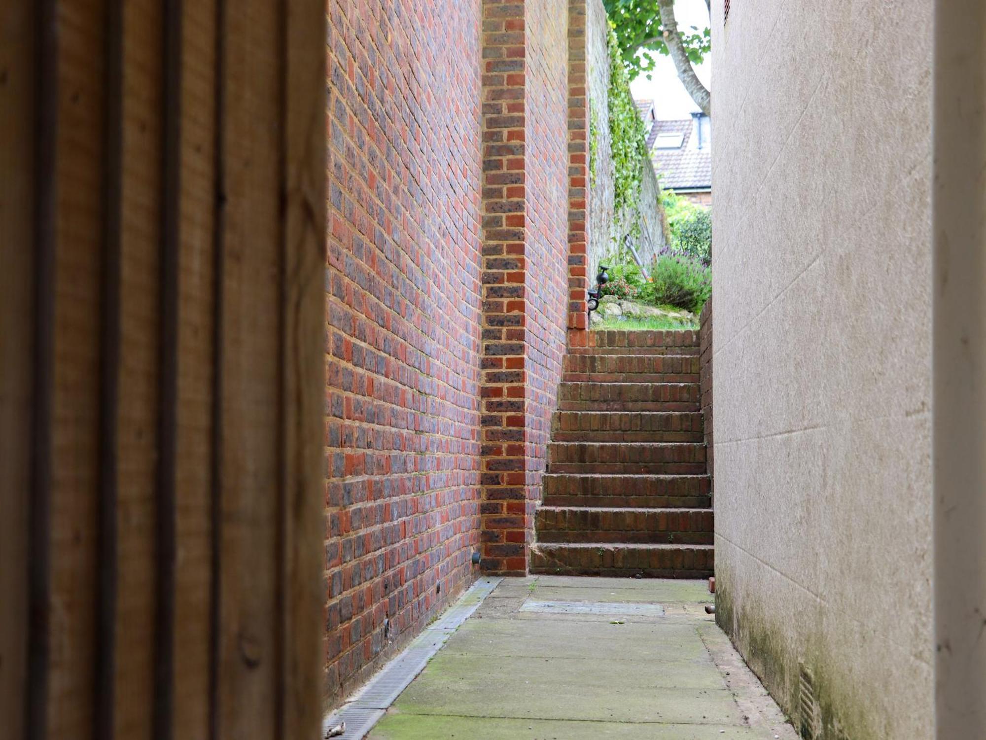 Grosvenor Abode Apartment Royal Tunbridge Wells Exterior photo